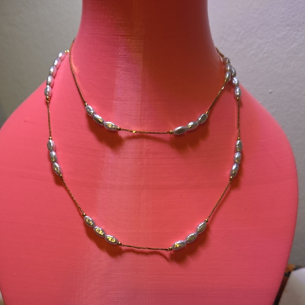 Elegant Gold and Silver Pearl Necklace